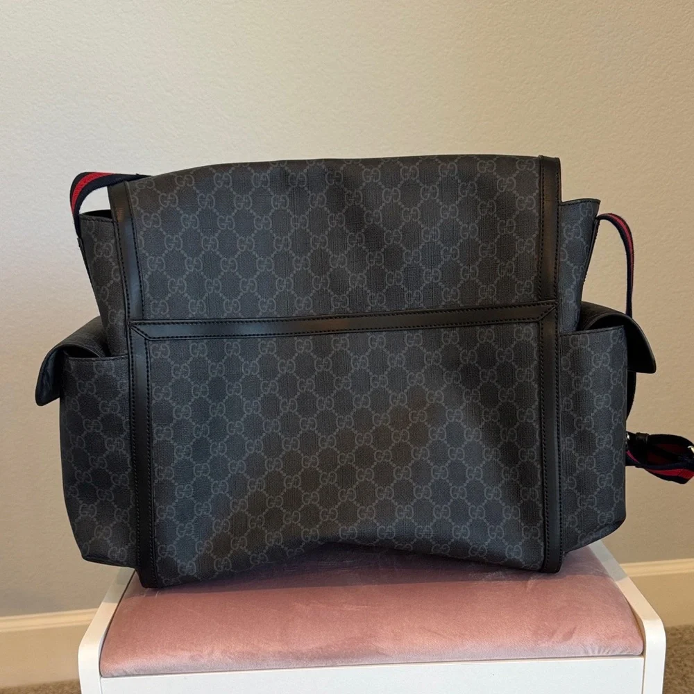 Gucci GG Monogram Black Large Changing Bag Diaper Bag - Picture 3 of 11